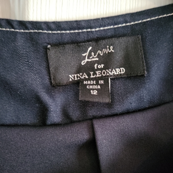 Lennie for Nina Leonard - Picture 2 of 4